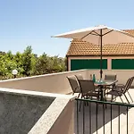 Zafferano Villa *